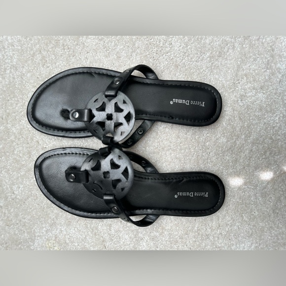 Pierre Dumas Black Sandal - Picture 2 of 4